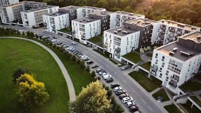 住戶有權要求管委會公開帳目、社區規約、財報、銀行存摺嗎？不動產律師一次說清楚