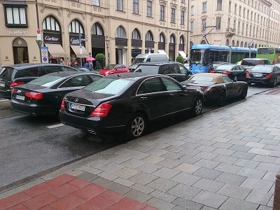 千萬不要再光榮的「慷慨赴義」,否則之後就會「戰死沙場」 ---車禍應該怎麼處理?如果不知道有發生車禍,卻被警方通知到案,怎麼處理?