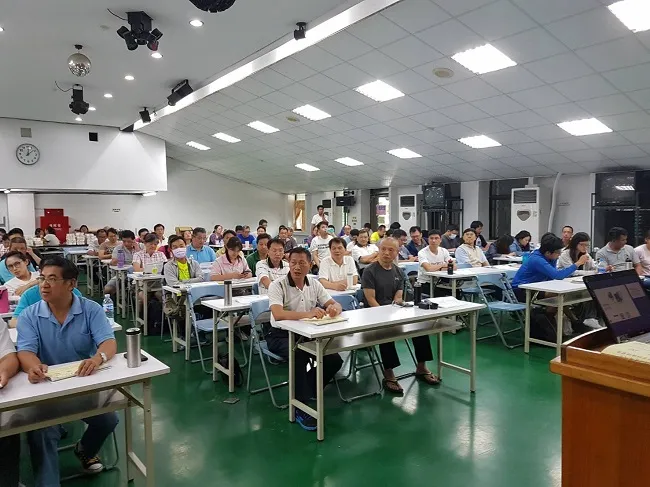 真亮法律事務所所長林亮宇律師,於107年6月10日受邀至「台中市傳統整復員職業工會」主講:「醫事法違規案例研析」