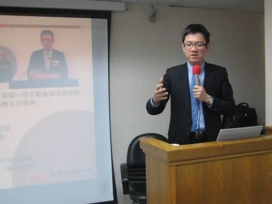 真亮法律事務所所長林亮宇律師,於108年1月16日受台灣不動產物業人力資源協會之邀,擔任不動產經紀營業員課程講師,主講:「消費者保護法」