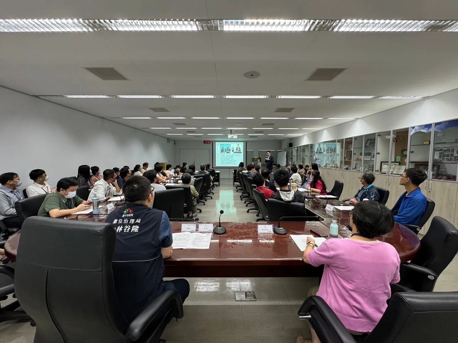 【臺中市政府數位治理局邀請真亮法律事務所所長林亮宇律師演講】