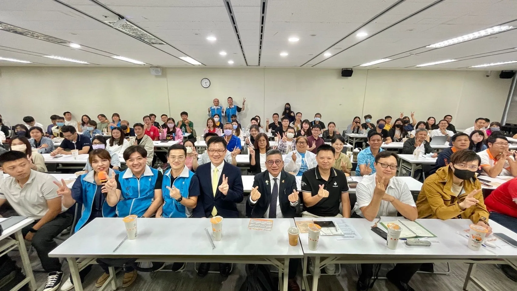 臺中市租賃住宅服務商業同業公會邀請真亮法律事務所所長林亮宇律師演講